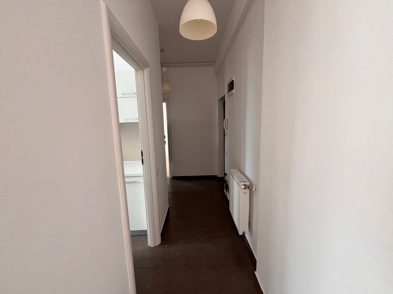 Viilor, Eroii Revolutiei metrou, terasa 60 mp,