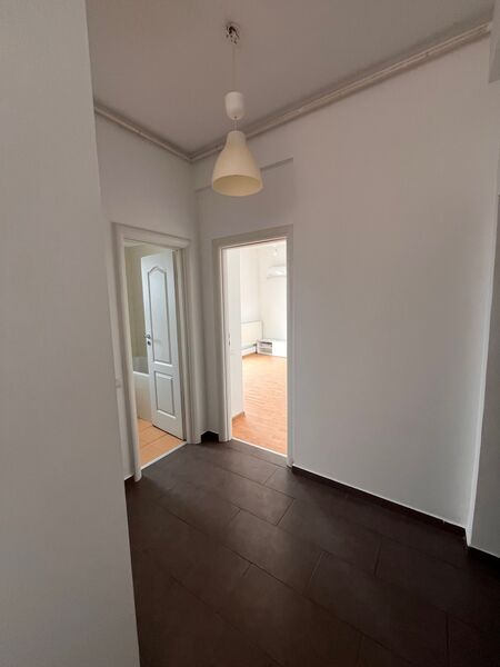 Viilor, Eroii Revolutiei metrou, terasa 60 mp,