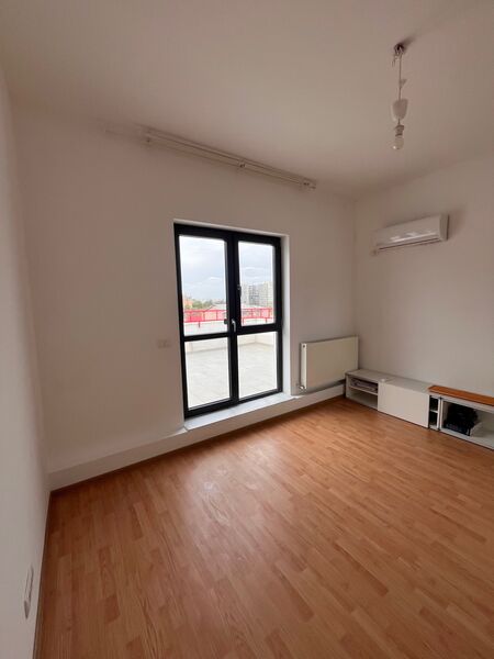 Viilor, Eroii Revolutiei metrou, terasa 60 mp,